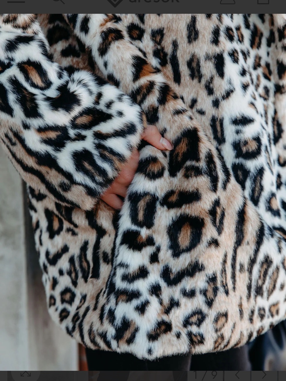 Faux Fur Leopard animal Print Coat - Women's Animal Print Jacket oversized - Picture 4 of 7